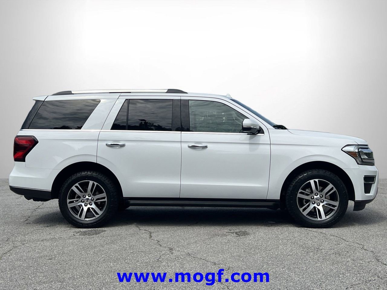 Certified 2024 Ford Expedition Limited AWD/4WD image 29