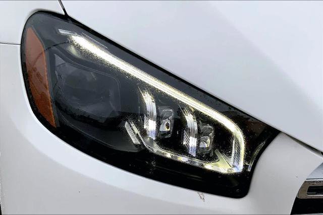 Used 2020 Mercedes-Benz GLS 450 4MATIC image 27