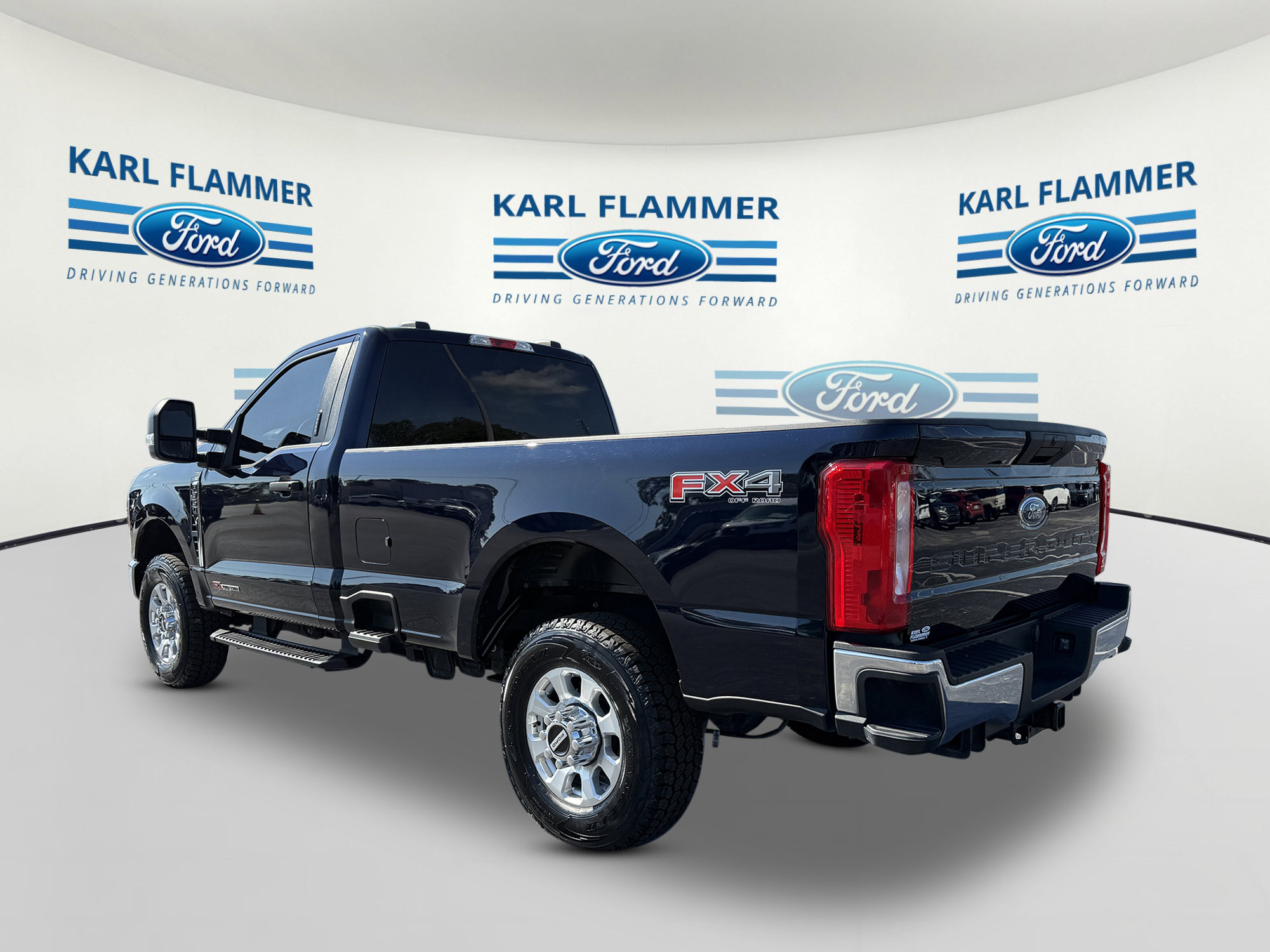 Certified 2023 Ford F350 XLT w/ FX4 Off-Road Package image 5