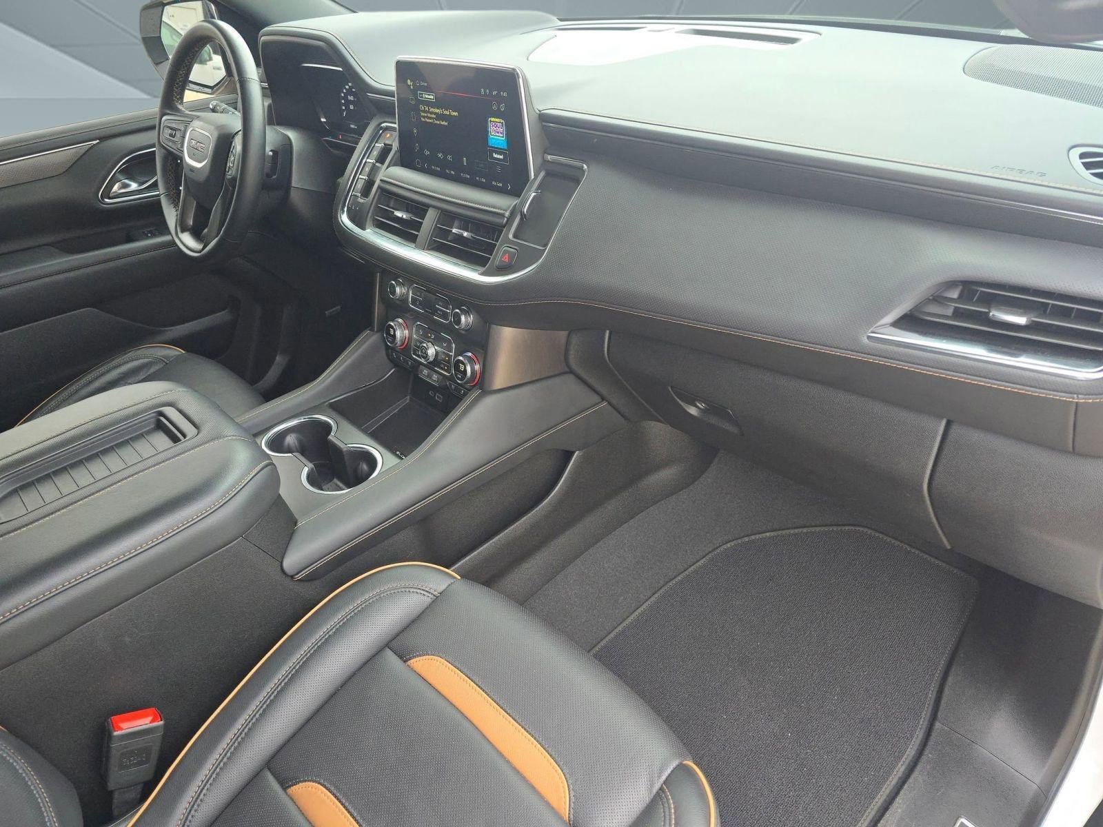 Used 2024 GMC Yukon AT4 w/ Technology Package image 29