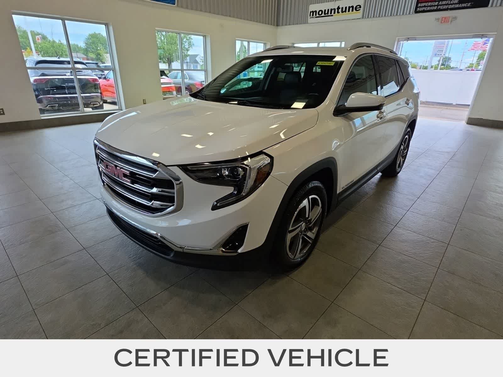 Used 2019 GMC Terrain SLT w/ Preferred Package AWD/4WD image 1
