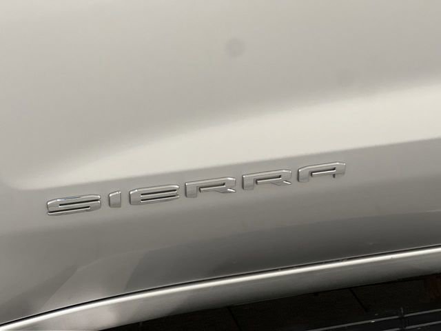 Used 2021 GMC Sierra 1500 SLT w/ SLT Premium Plus Package image 18