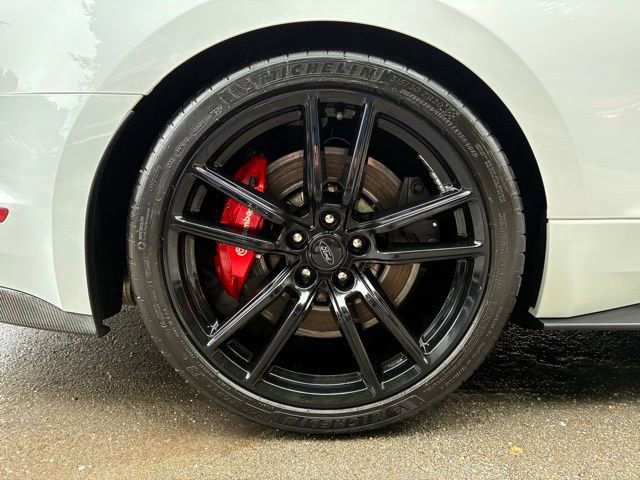 Certified 2021 Ford Mustang Shelby GT500 w/ Technology Package RWD image 4