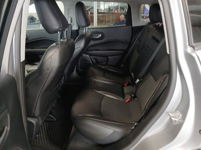 Used 2019 Jeep Compass Latitude w/ Popular Equipment Group image 10