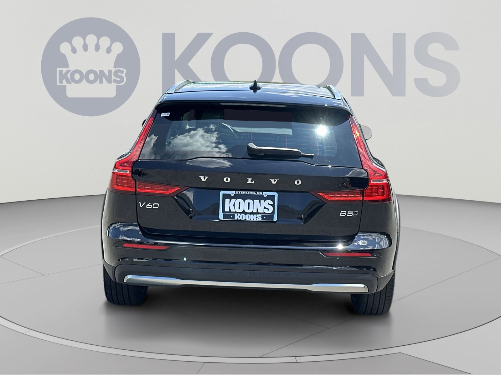 Used 2025 Volvo V60 B5 Cross Country Plus AWD/4WD image 10