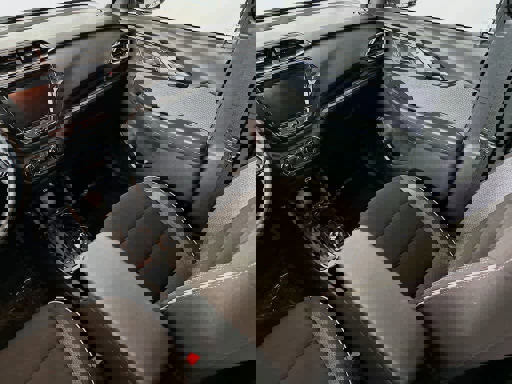 Used 2023 Chevrolet TrailBlazer LT w/ Convenience Package image 14