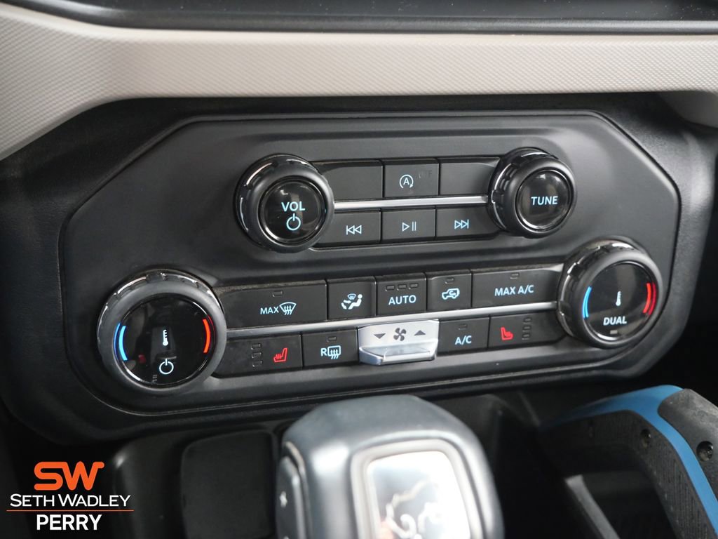Certified 2022 Ford Bronco Wildtrak AWD/4WD image 33