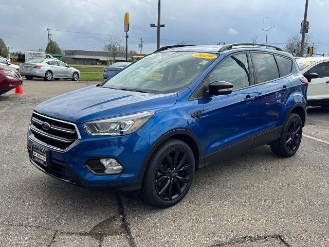 Certified 2019 Ford Escape Titanium AWD/4WD image 2