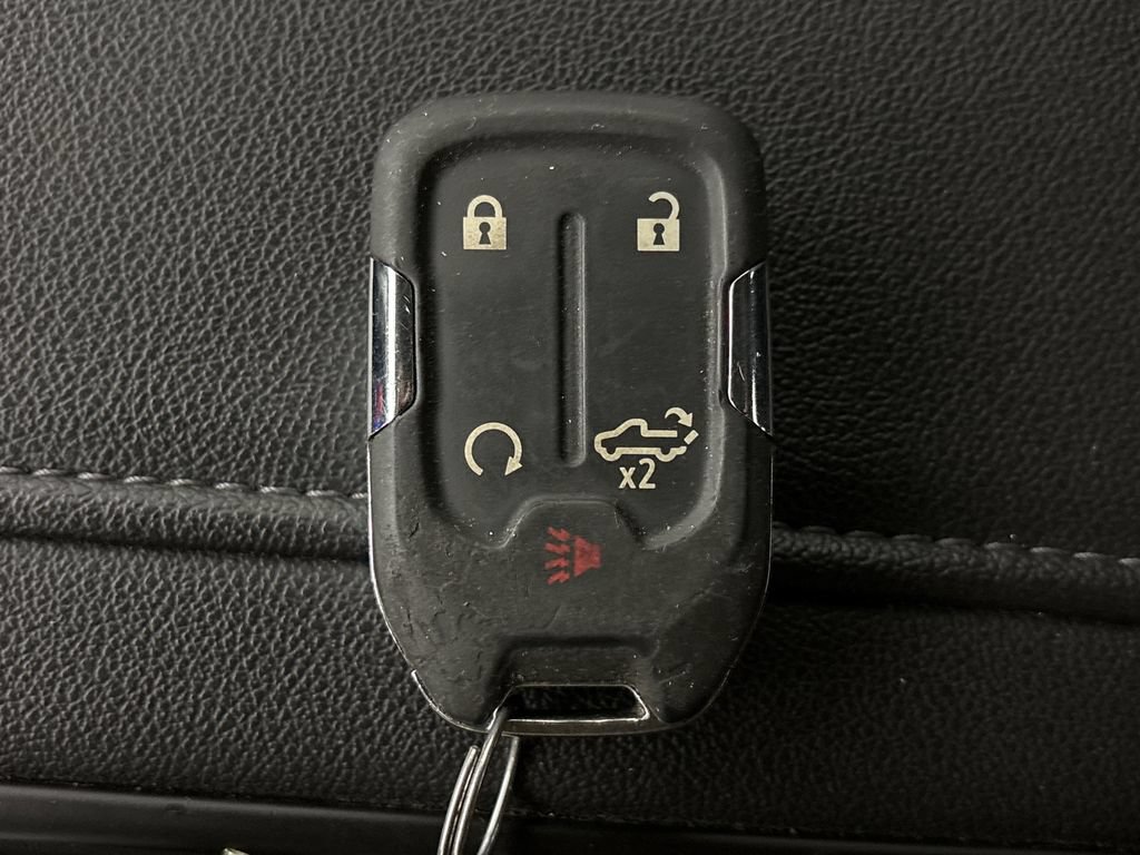 Used 2020 Chevrolet Silverado 1500 LTZ AWD/4WD image 33
