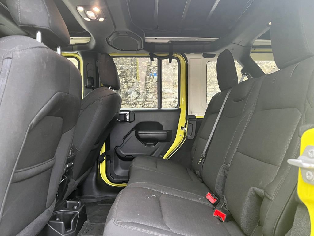 Used 2023 Jeep Wrangler Willys image 12