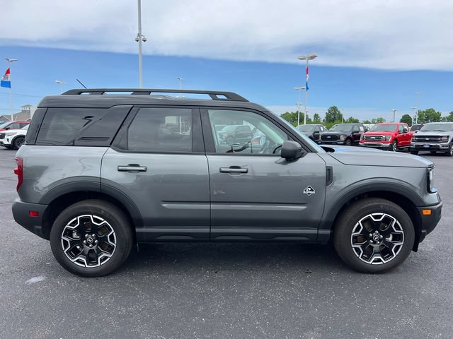 Certified 2025 Ford Bronco Sport Outer Banks w/ Outer Banks Tech Package+ AWD/4WD image 9