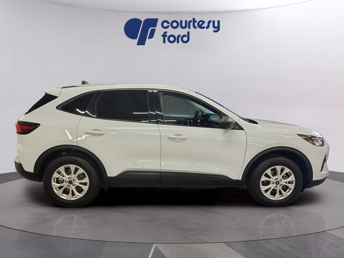 Certified 2025 Ford Escape Active w/ Tech Pack #1 AWD/4WD image 8