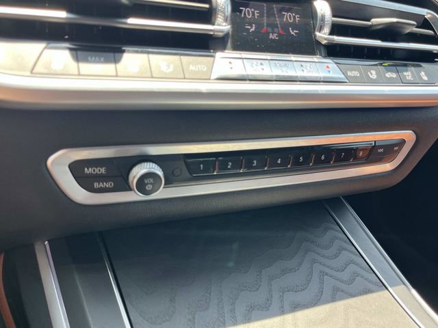 Used 2021 BMW X7 M50i AWD/4WD image 43