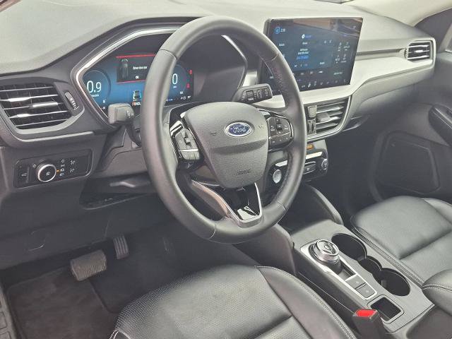 Certified 2025 Ford Escape Platinum AWD/4WD image 11
