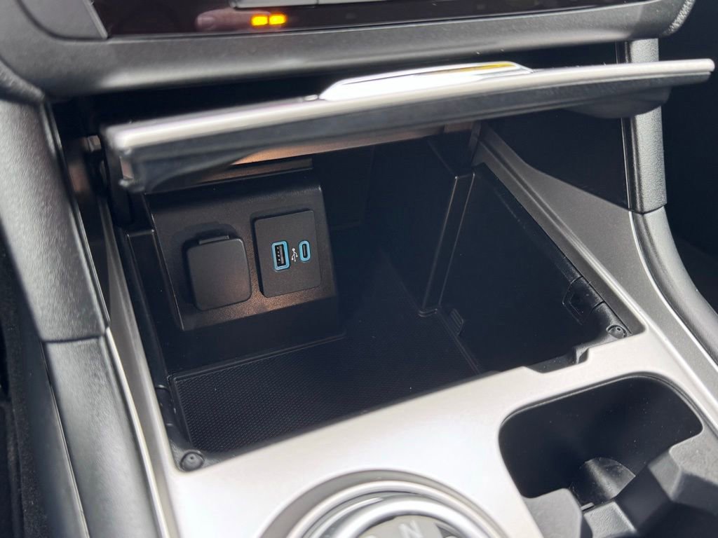 Certified 2020 Ford Explorer XLT AWD/4WD image 41