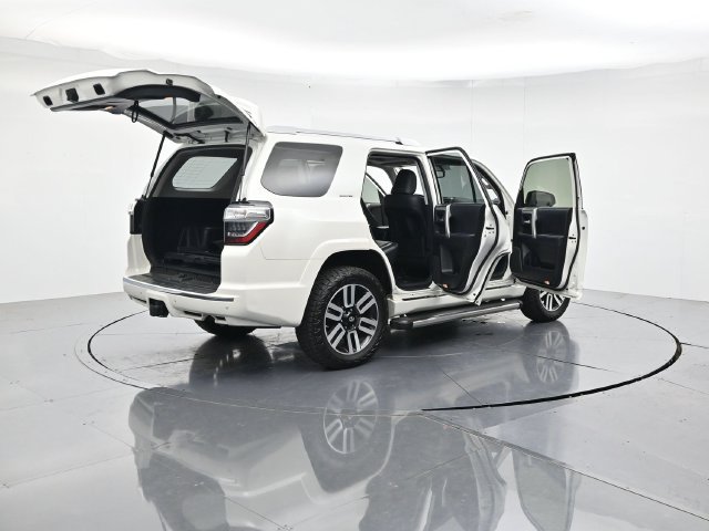 Used 2018 Toyota 4Runner Limited RWD image 52