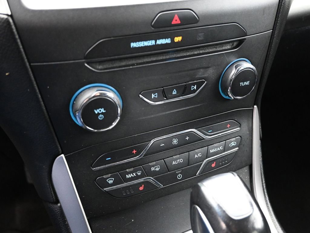 Certified 2018 Ford Edge SEL w/ Equipment Group 201A image 57