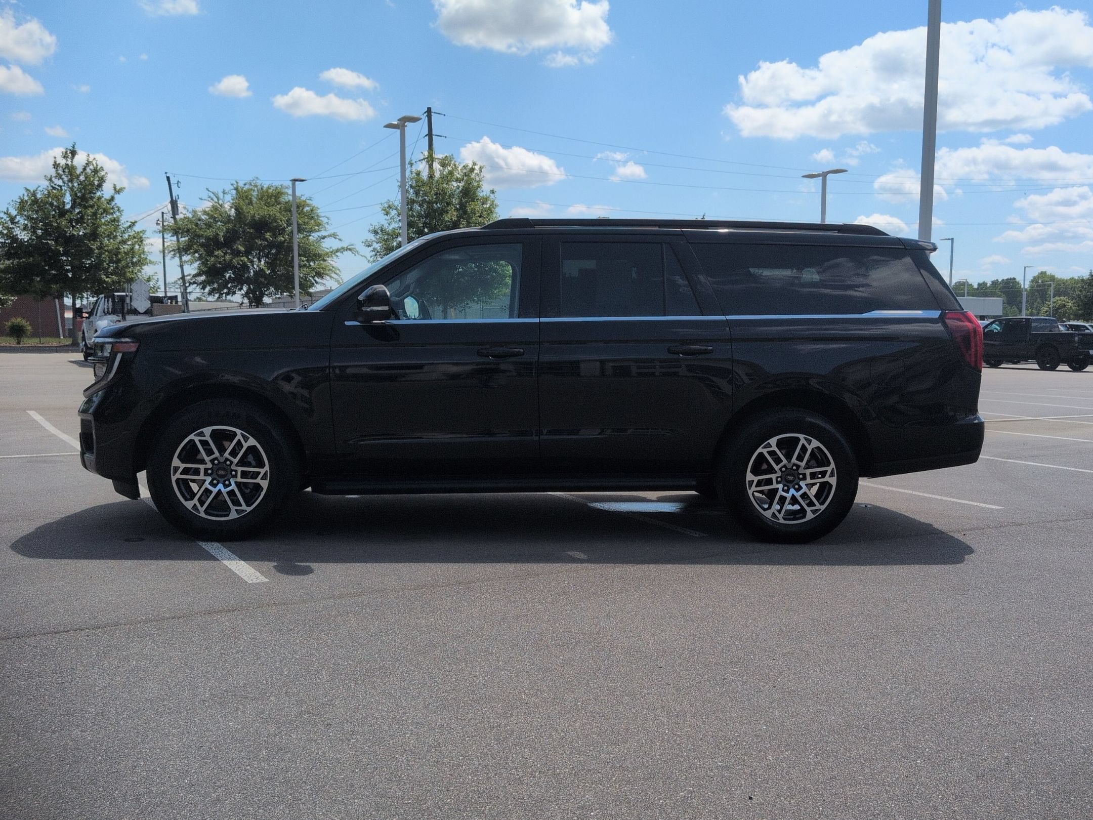 Certified 2025 Ford Expedition Max Active RWD image 7