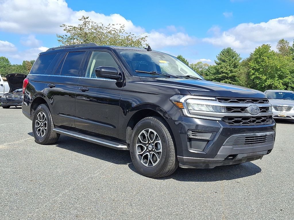 Certified 2022 Ford Expedition XLT w/ Equipment Group 202A