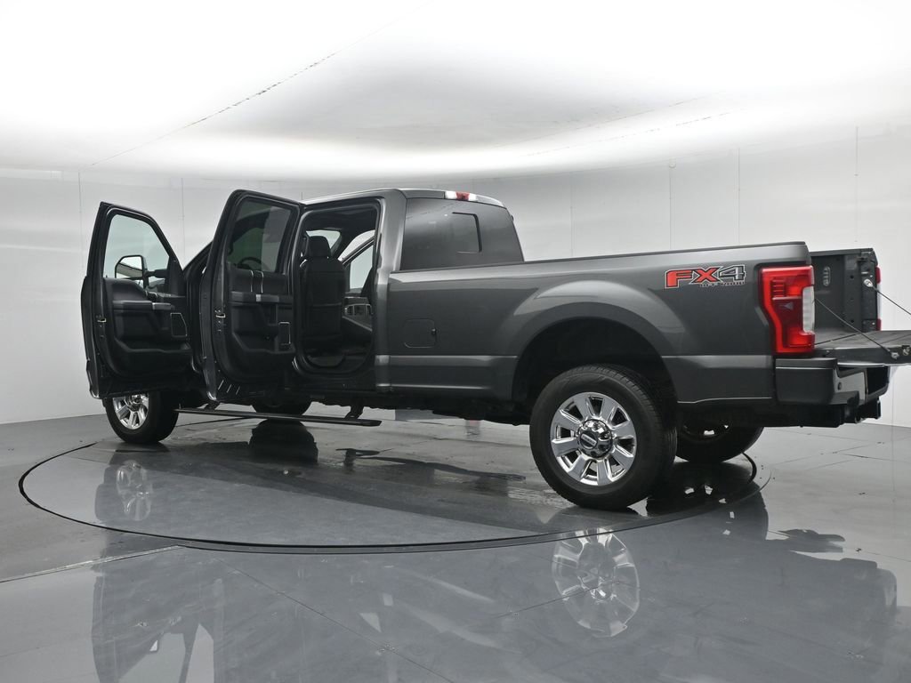 Certified 2018 Ford F350 Platinum w/ Platinum Ultimate Package image 67