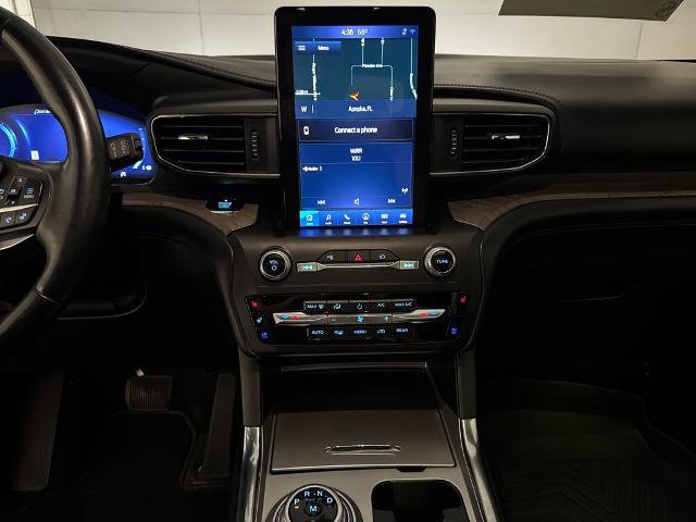 Certified 2020 Ford Explorer Platinum w/ Premium Technology Package image 18
