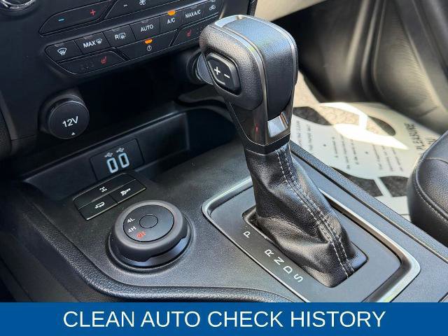 Certified 2023 Ford Ranger Lariat w/ Trailer Tow Package AWD/4WD image 11