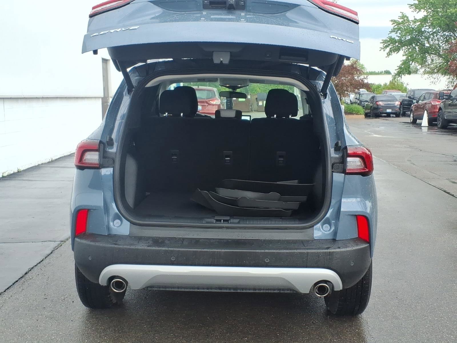 Certified 2024 Ford Escape Active w/ Tech Pack #1 AWD/4WD image 7