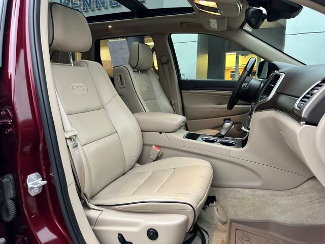 Used 2017 Jeep Grand Cherokee Overland w/ Jeep Active Safety Group image 61