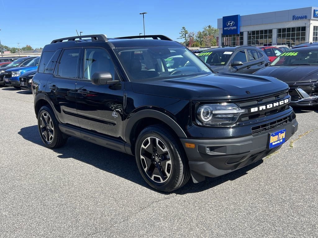 Certified 2023 Ford Bronco Sport Outer Banks w/ Tech Package image 8