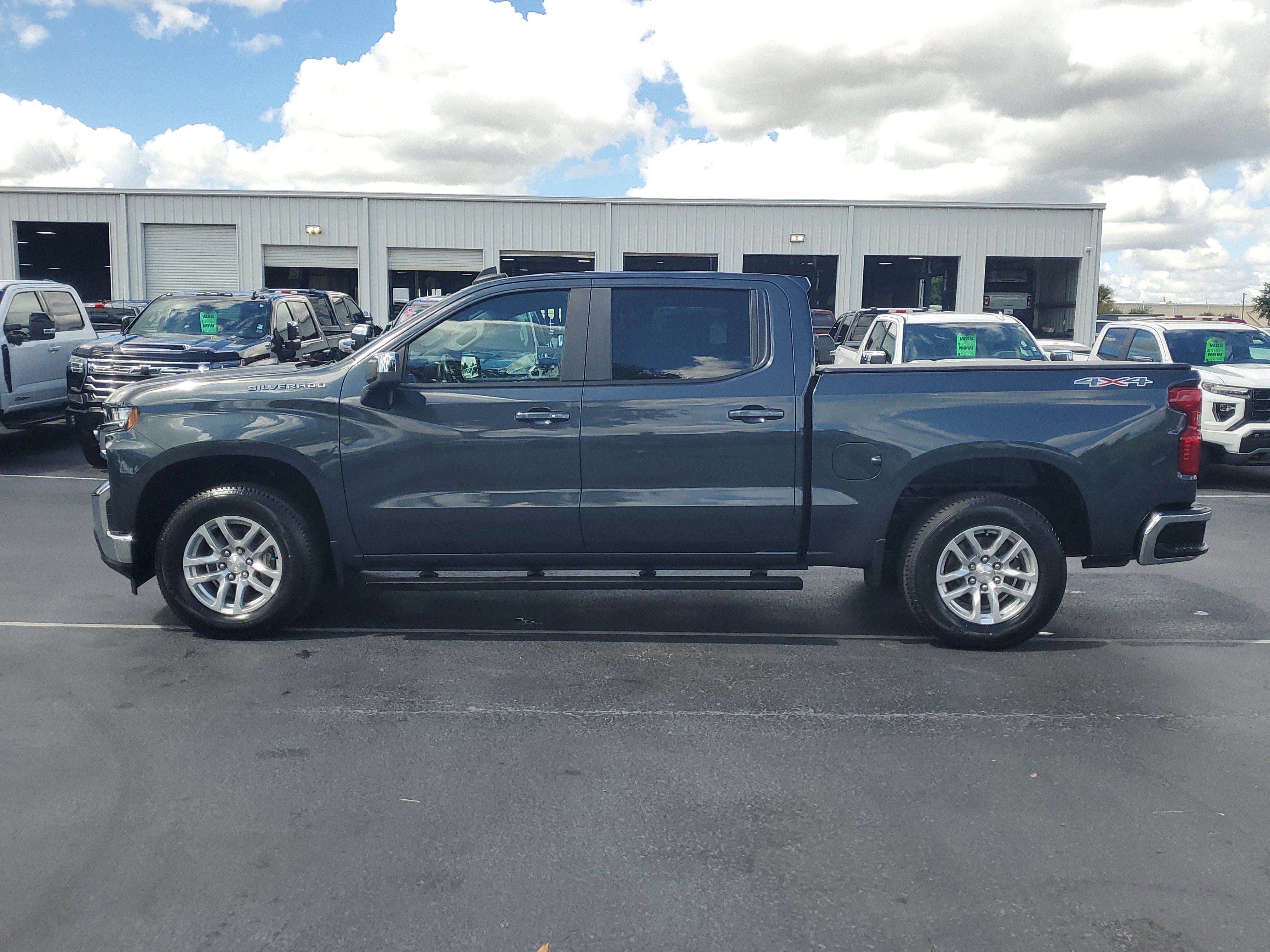 Used 2020 Chevrolet Silverado 1500 LT w/ All-Star Edition image 4