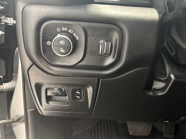 Used 2023 RAM 1500 Big Horn AWD/4WD image 17