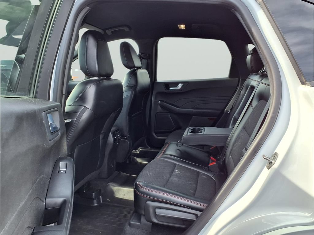 Certified 2023 Ford Escape ST-Line AWD/4WD image 10