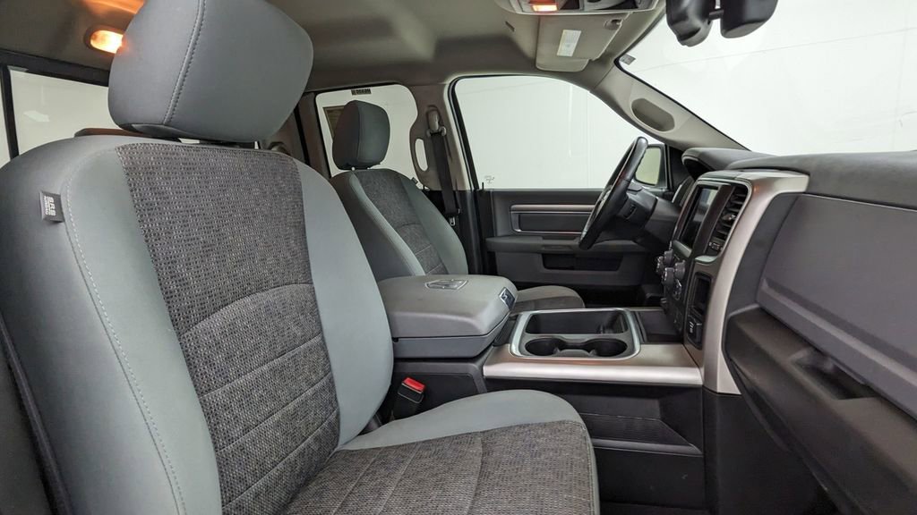 Used 2019 RAM 1500 Classic Warlock image 37