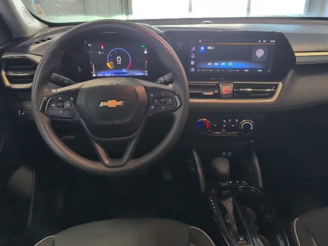 Certified 2025 Chevrolet TrailBlazer LS w/ LS Convenience Package AWD/4WD image 17