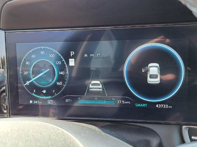 Used 2025 Hyundai Elantra SEL FWD image 10