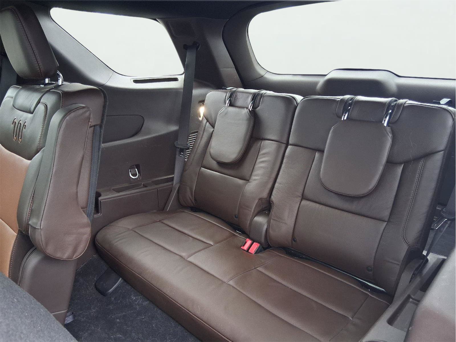Certified 2024 Ford Explorer King Ranch w/ Technology Package RWD image 26
