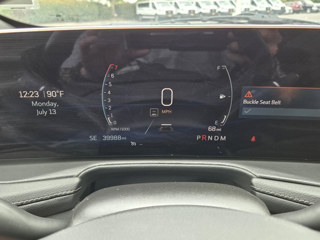 Used 2025 Cadillac XT4 Premium Luxury FWD image 25