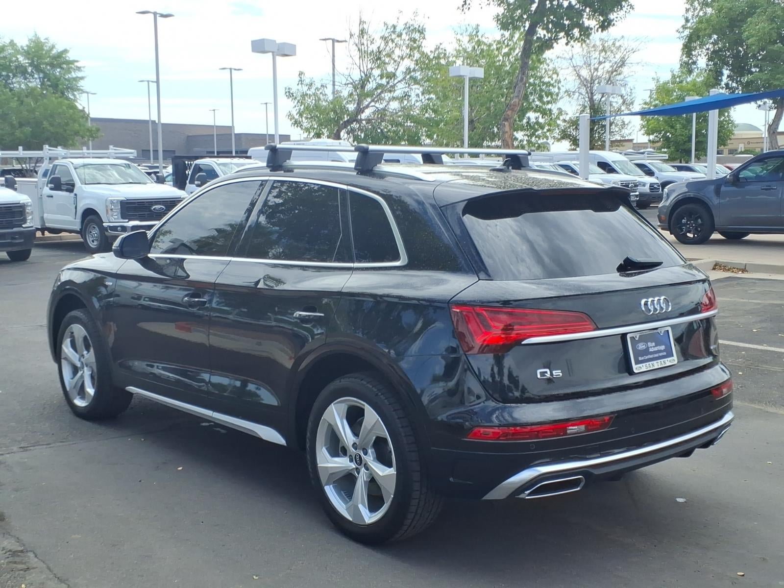 Used 2022 Audi Q5 2.0T Premium Plus w/ Premium Plus Package AWD/4WD image 6