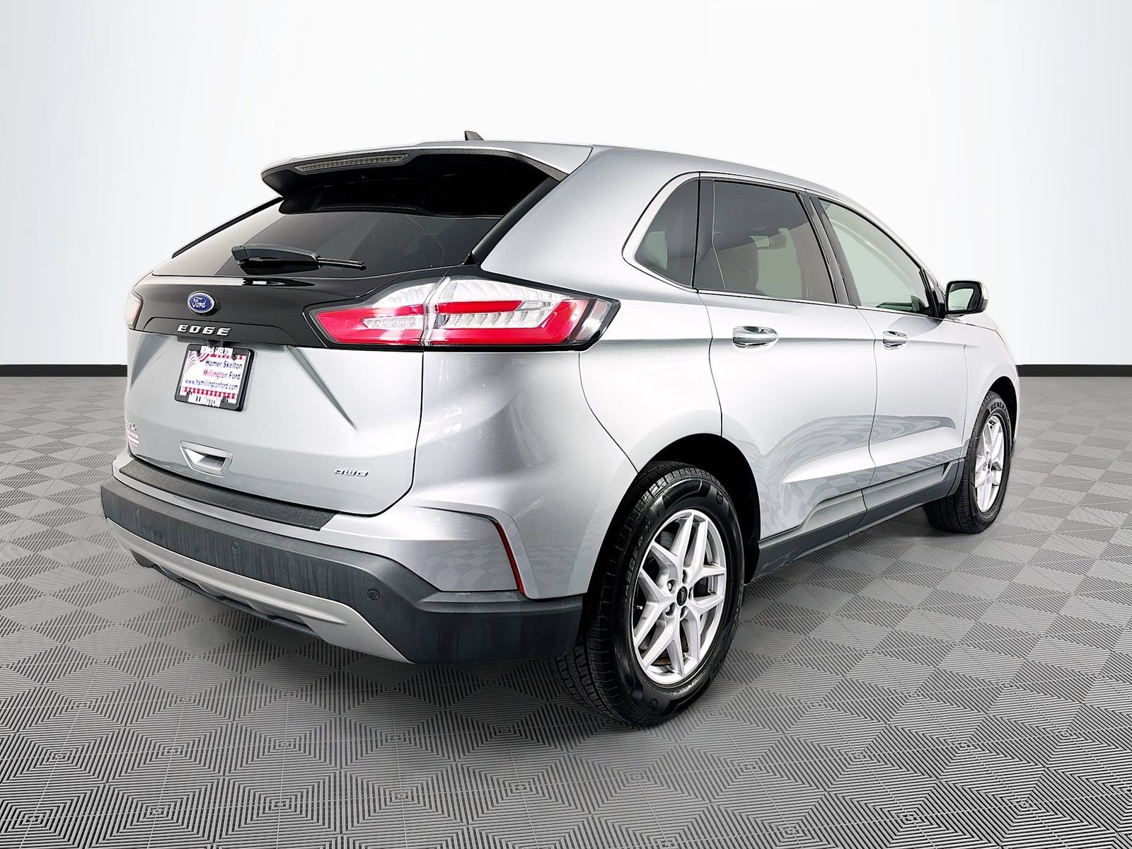 Certified 2023 Ford Edge SEL AWD/4WD image 7