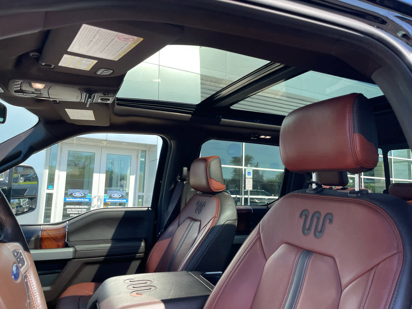 Certified 2018 Ford F250 King Ranch w/ King Ranch Ultimate Package AWD/4WD image 12