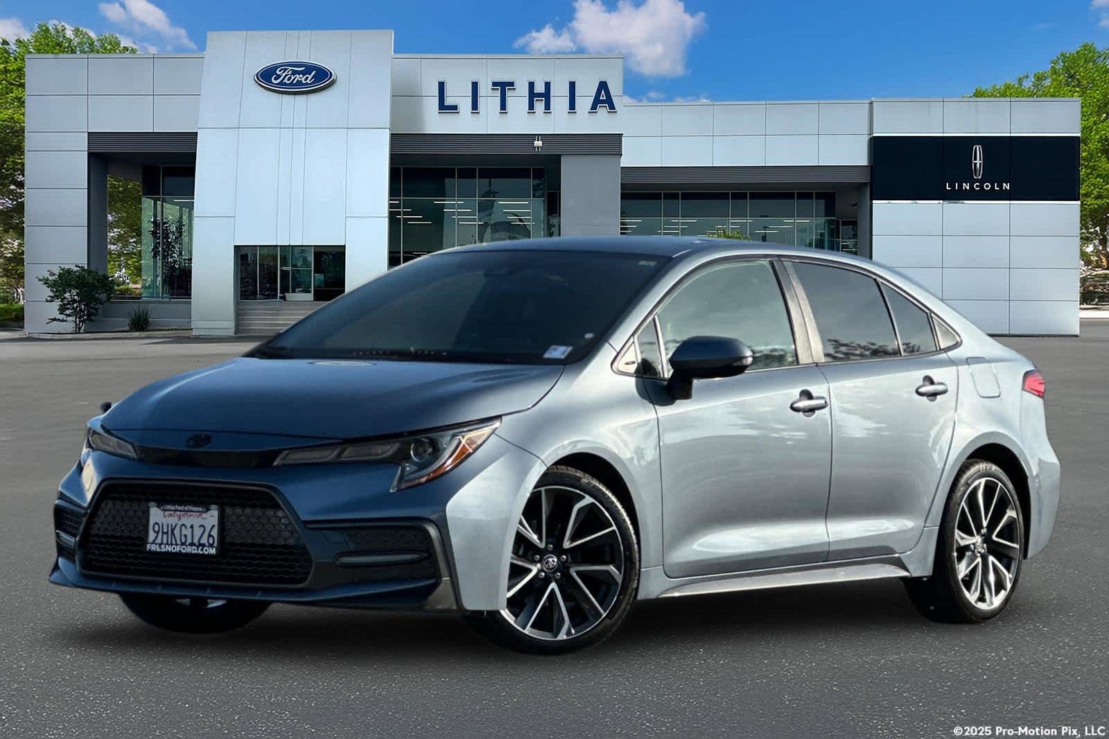 Used 2022 Toyota Corolla SE image 1