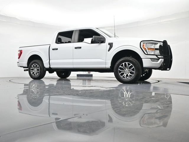 Certified 2022 Ford F150 XL w/ STX Black Appearance Package AWD/4WD image 37