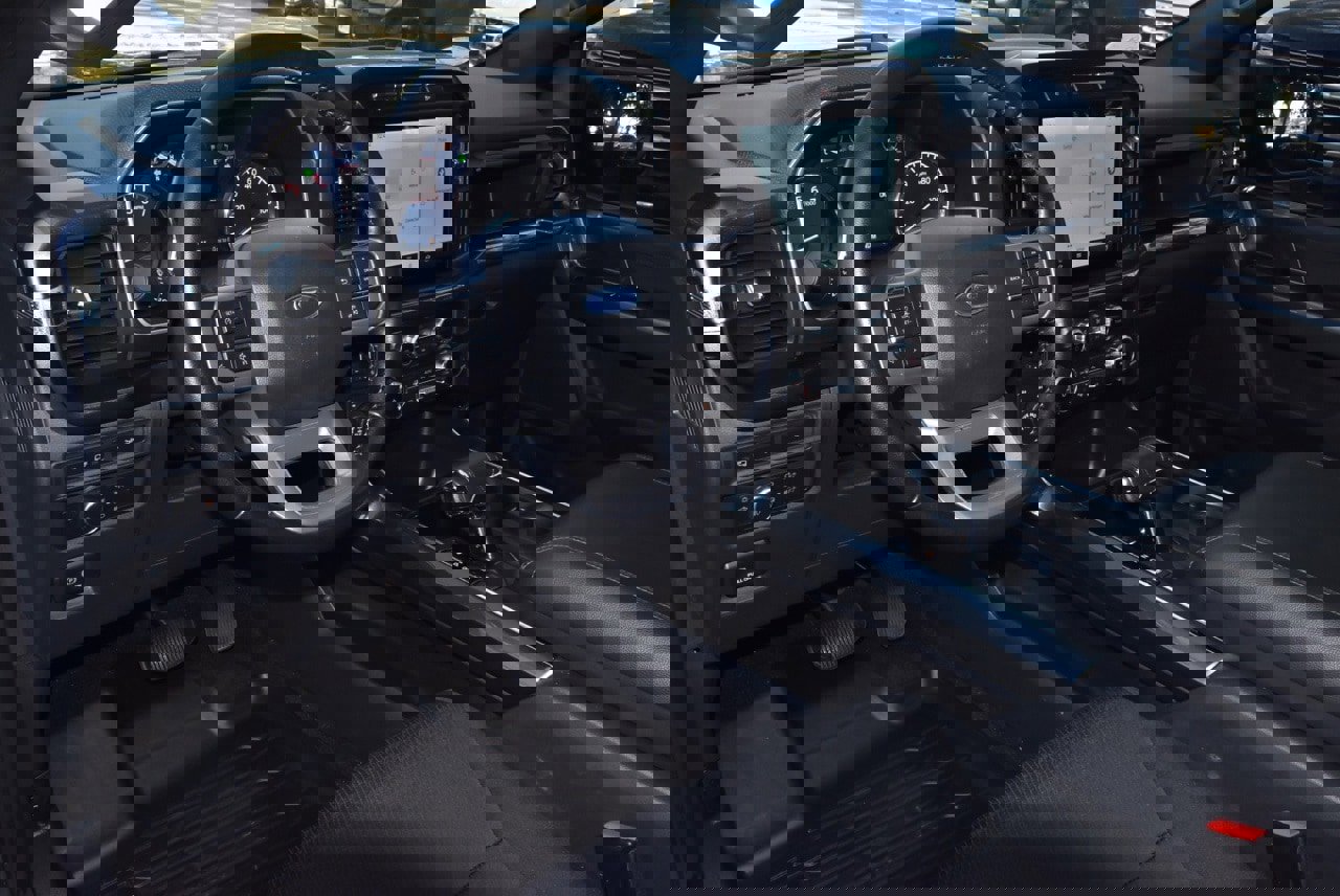 Certified 2022 Ford F150 XLT w/ Equipment Group 302A High image 35