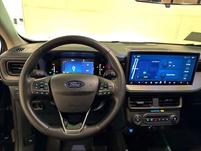 Certified 2025 Ford Maverick Lariat w/ Black Appearance Package AWD/4WD image 8