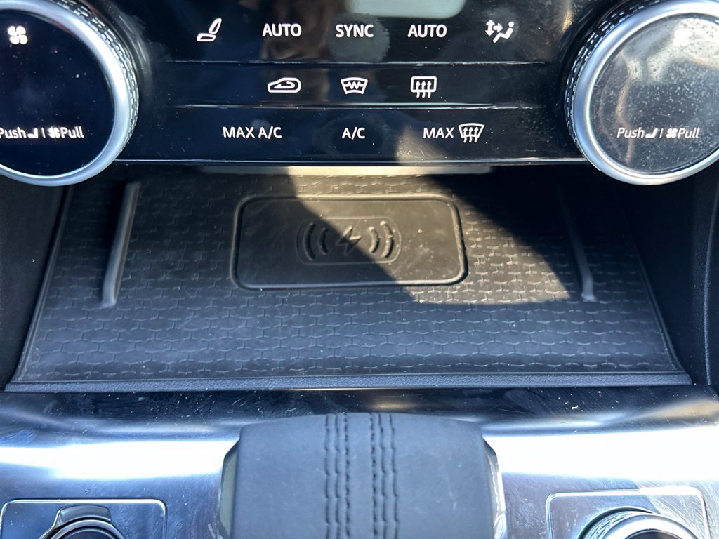 Used 2024 Jaguar F-PACE R-Dynamic S AWD/4WD image 24