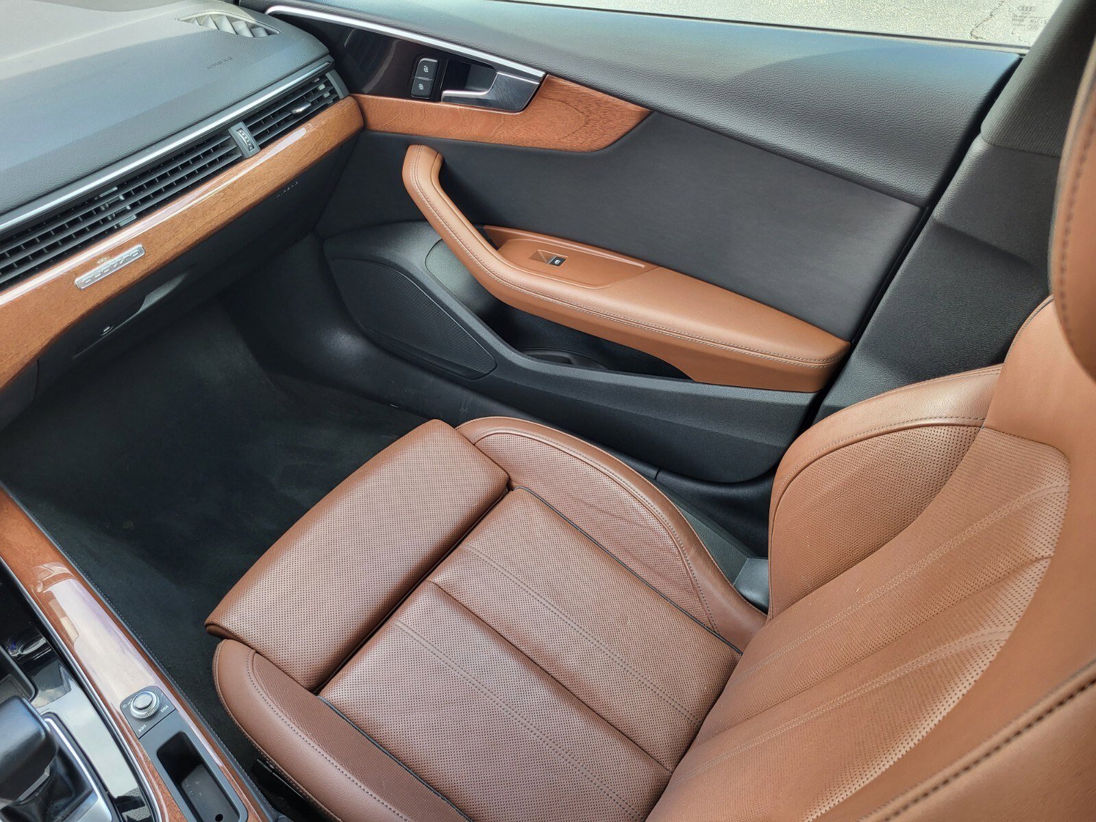 Used 2022 Audi A5 2.0T Premium Plus w/ Premium Plus AWD/4WD image 16