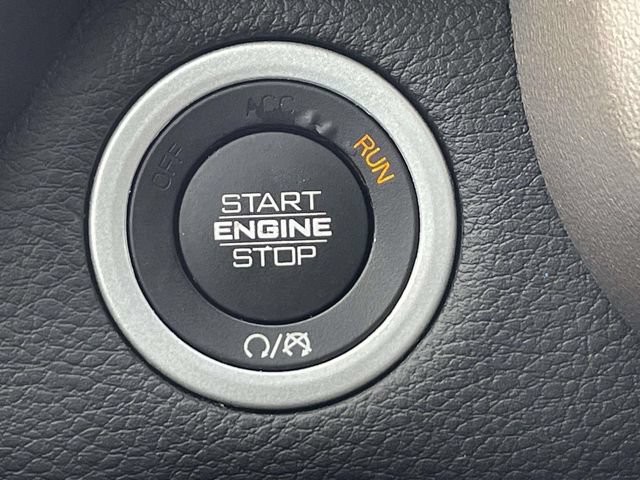 Used 2019 RAM 1500 Laramie AWD/4WD image 19
