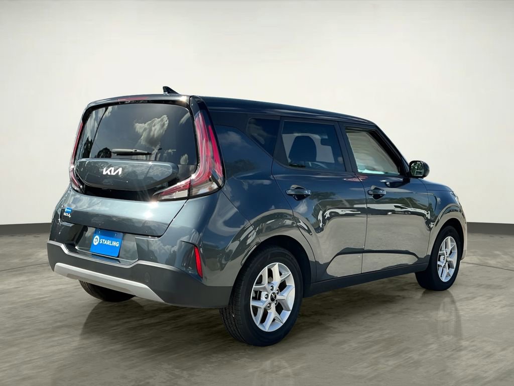 Used 2024 Kia Soul LX w/ Option Group 015 image 8