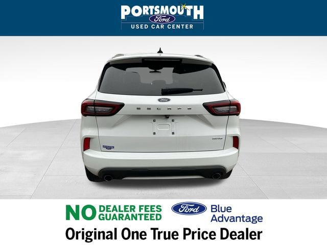 Certified 2023 Ford Escape ST-Line image 3