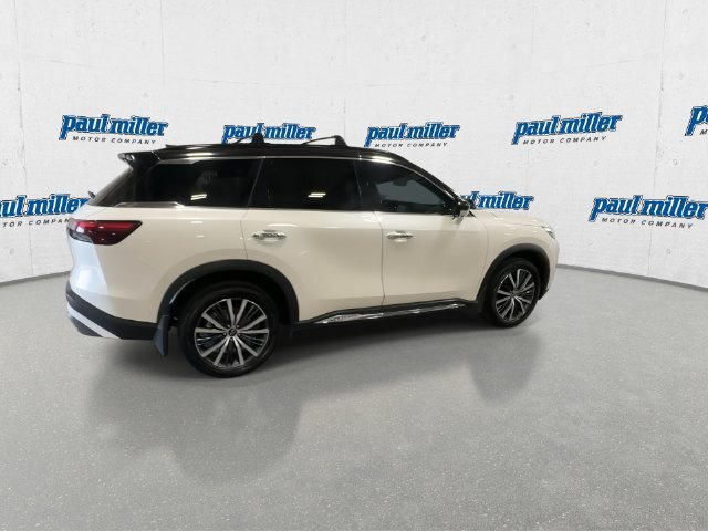 Used 2023 INFINITI QX60 Sensory w/ Vision Package AWD/4WD image 10